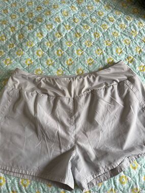 Women’s Light Gray Active Shorts